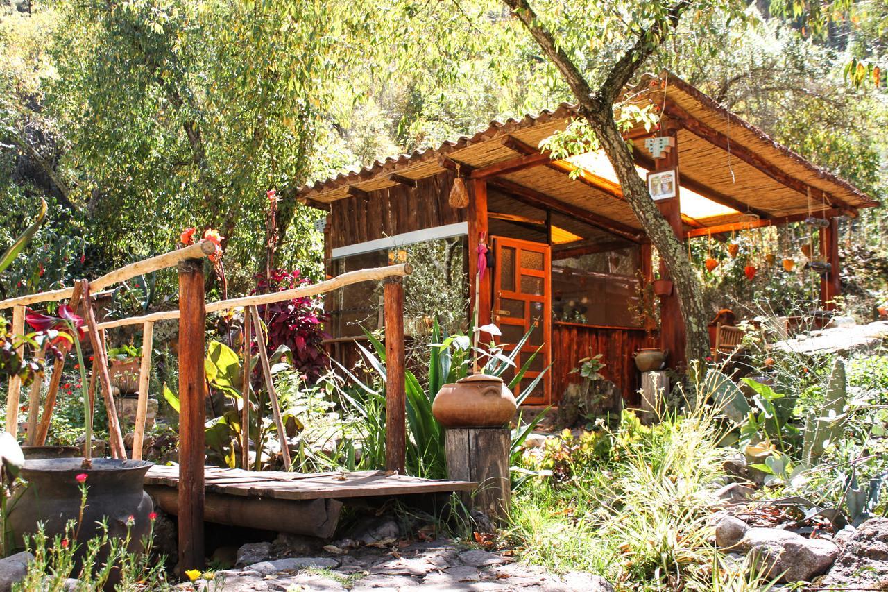 Las Chullpas Eco-Lodge อูรูบัมบา ภายนอก รูปภาพ