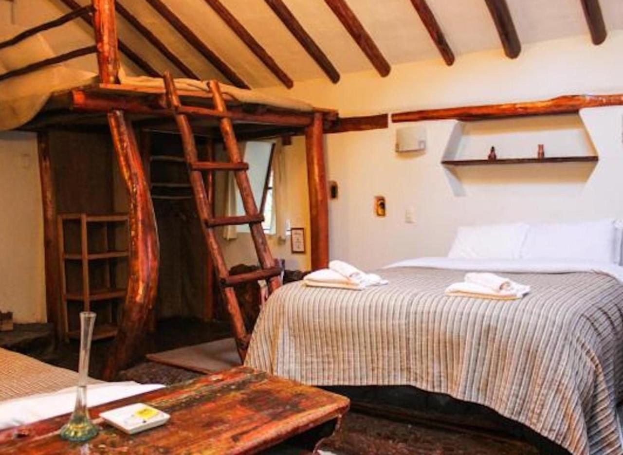 Las Chullpas Eco-Lodge อูรูบัมบา ภายนอก รูปภาพ